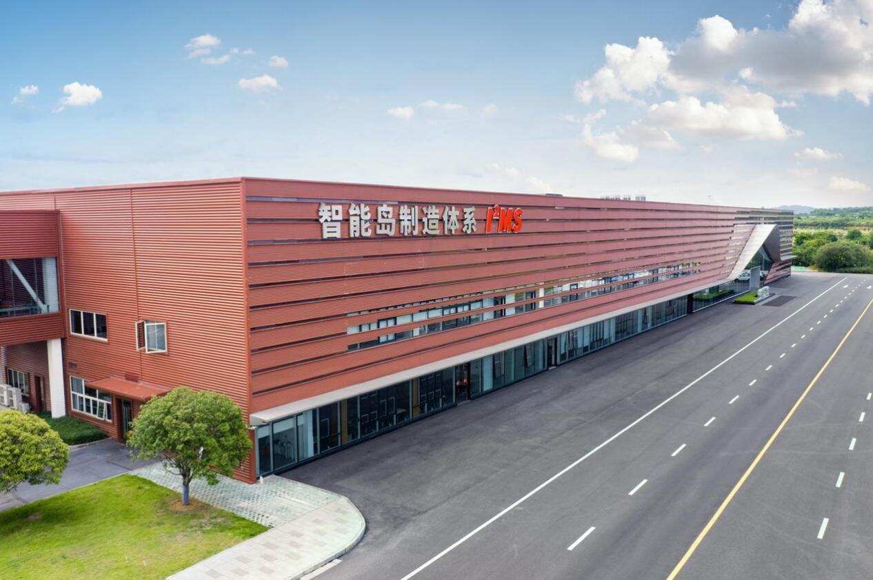 五菱携手华为共筑智能新境 华境S落地国家领航级智能工厂，开启汽车智造新篇章